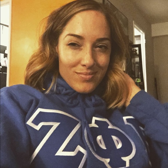 Meet your Posher, Samantha - Picture 3 of 4